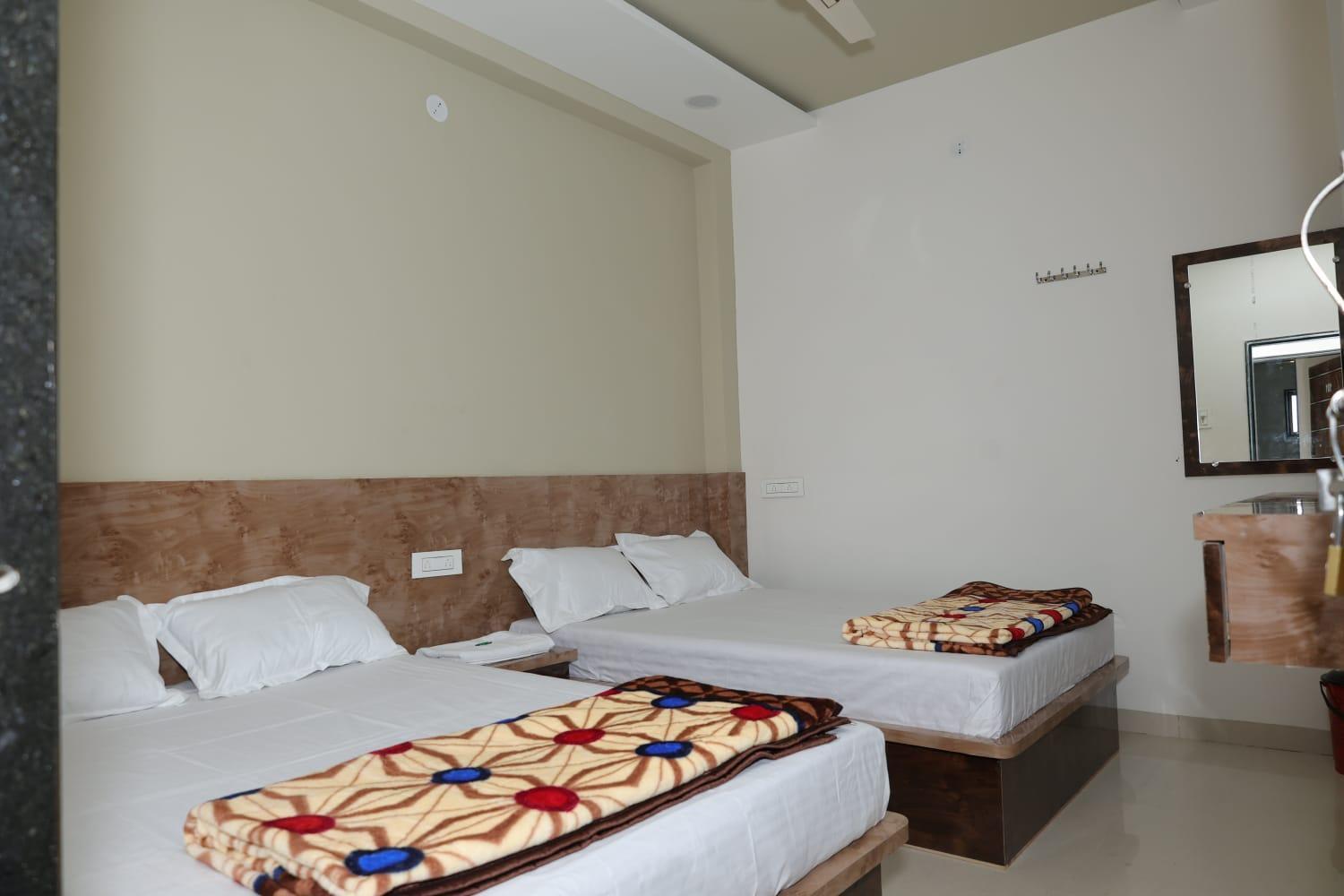 Shree Jyotirlinga Residency Hotel Ellora Екстериор снимка