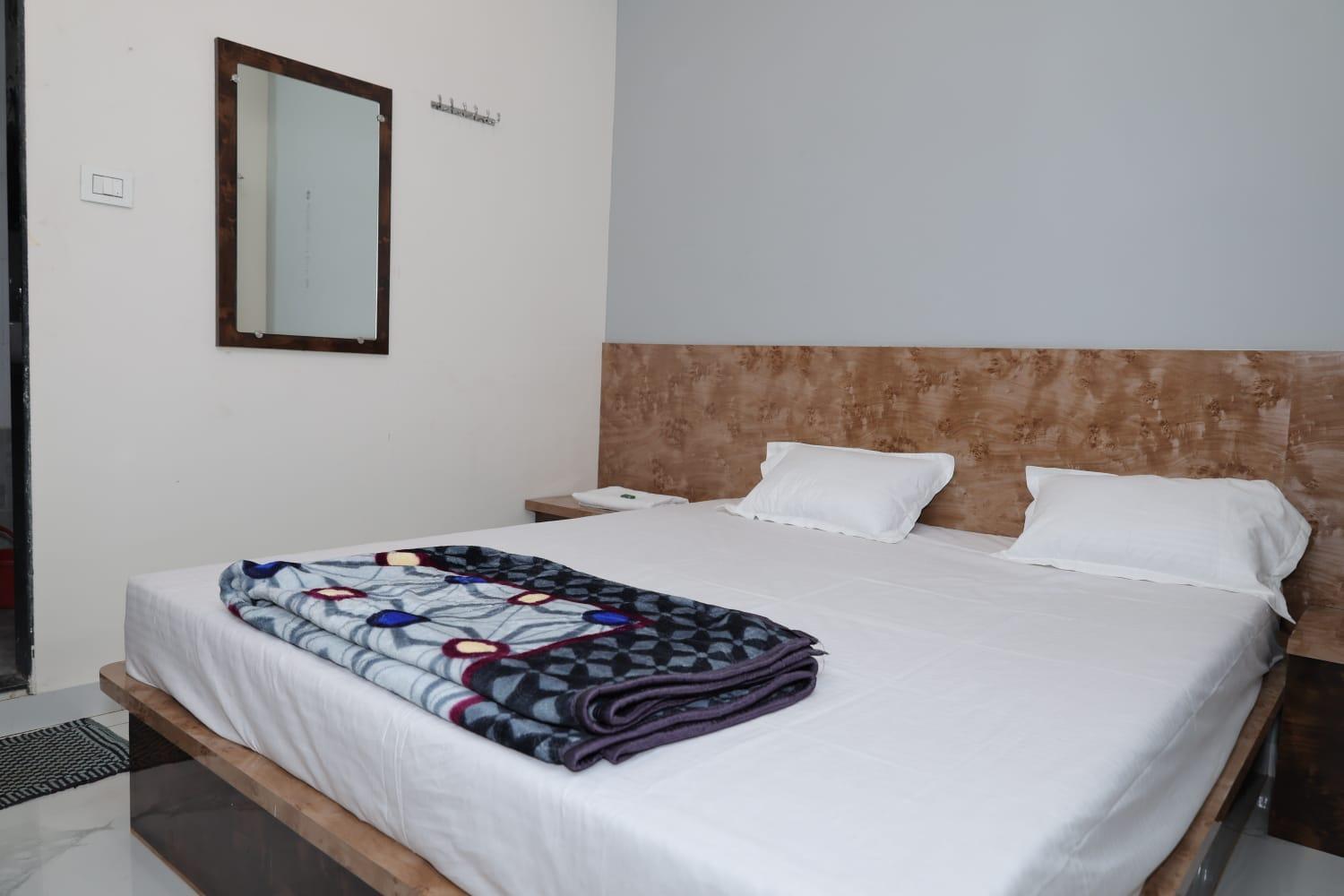 Shree Jyotirlinga Residency Hotel Ellora Екстериор снимка